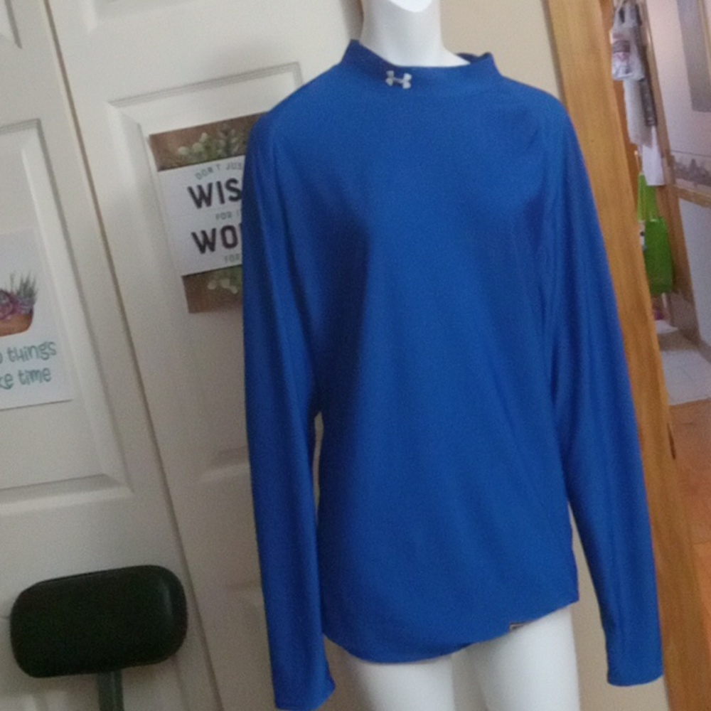 Under Armour tee
